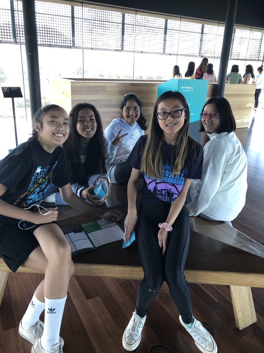 ReeseDeRo's tweet photo. Another 94 degree day = trip to the refreshingly air conditioned @deyoungmuseum for these @SHCinSF creative writers! #shcsummer #beSHCsf https://t.co/9tr0Tof88v