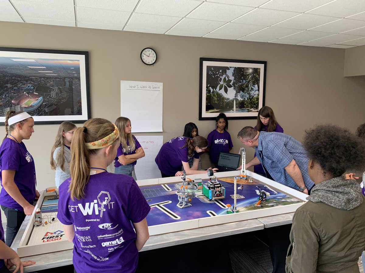 Learning how robotics works with LEGO Mindstorms. #girlCON