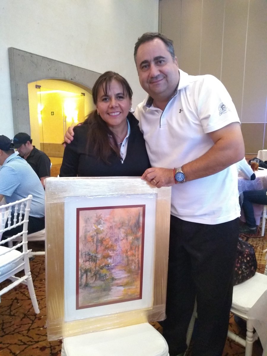 FUNDAZOTOLUCO's tweet photo. #7TorneoFundaZotoluco
Gracias por su generosidad a todos aquellos quiénes participaron en la subasta de piezas de arte. https://t.co/IYyFehc2qo
