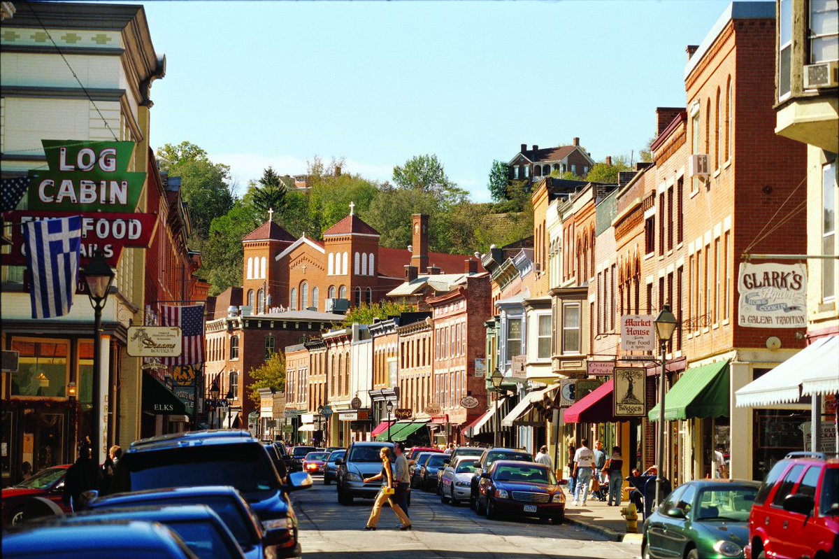 DIVAmagazine's tweet photo. #TRAVEL: Galena Country tops list as #Illinois’ quaintest LGBTQI getaway 🌈🇺🇸 If you’re looking for a little R&amp;R away from the city, #Galena is open ✨ (Plus! Where to stay: Galena's LGBTQI-friendly hotels) #amazingforall #enjoyillinois #visittheUS #spons https://t.co/IpYK9MVsMJ https://t.co/I9t0fSY5y9