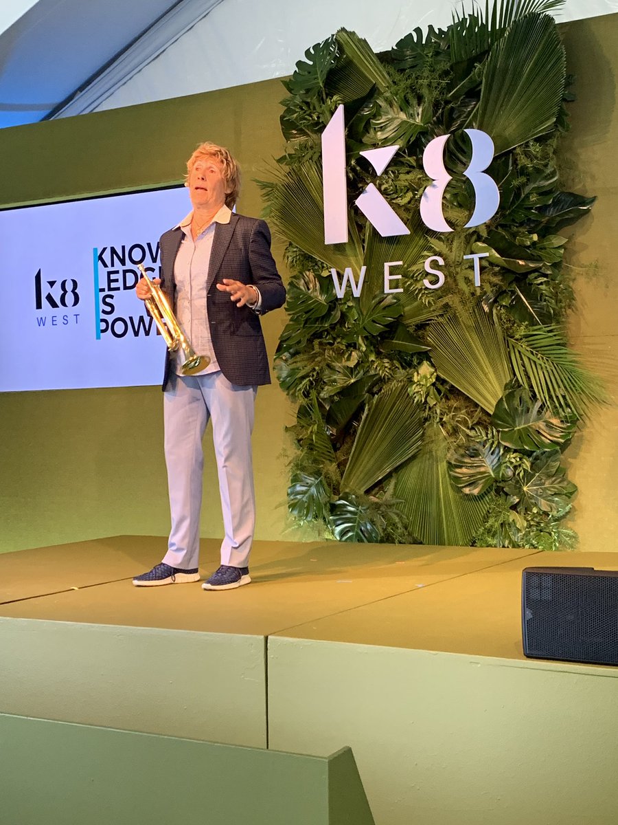 ChackaMarketing's tweet image. Enjoying the multi-talented #K8West keynote speaker and first person to swim from Cuba to Florida @diananyad! #Kenshoo @Kenshoo