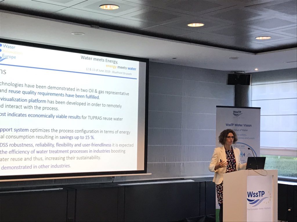 J_J_Malfeito's tweet photo. @AnaJimenezBanzo presenting the #integroil project at Water Innovation Europe #WaterIE19 two exciting days event on "water meets energy, energy meets water" 💧@wsstpeu @ACCIONA https://t.co/H3PjQ2cTYh