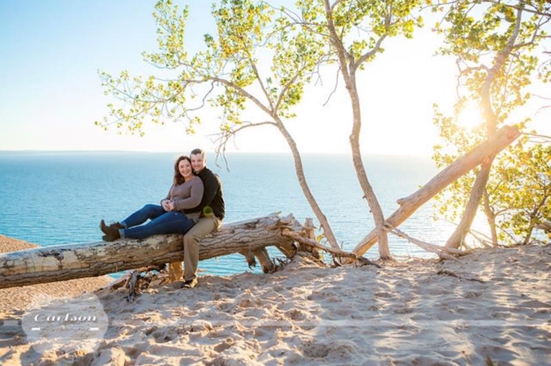debskil1's tweet photo. My friend Lindsey is a finalist in Cherry Tree Inn &amp; Suites' Photo Contest! Help them rally votes: https://t.co/EAaMhbGuJo @CherryTreeInn https://t.co/4JHpjdc4jS