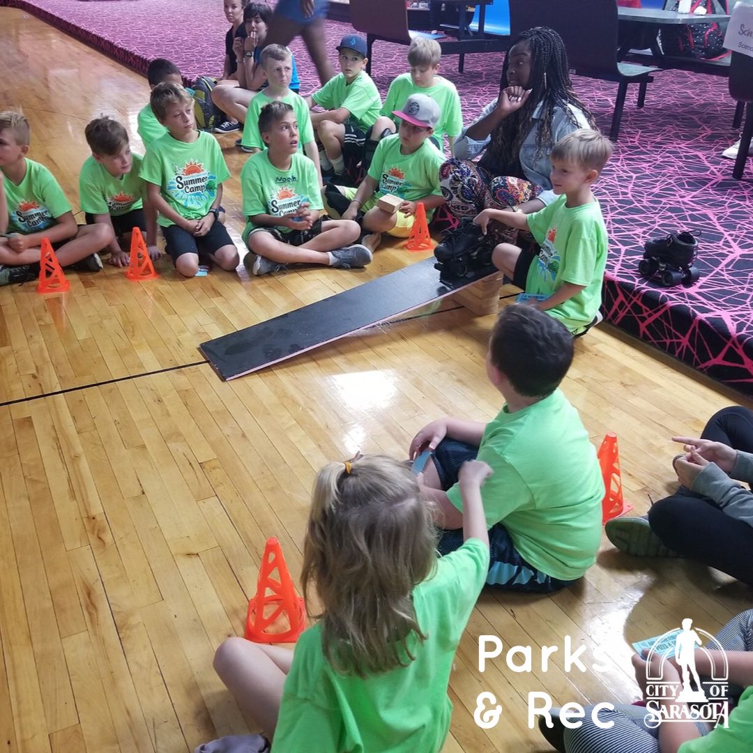 SarasotaPRD's tweet photo. Arlington Park &amp; Aquatic Complex Summer Campers having fun at @astroskate  &amp; learning about science, technology, engineering, and math at the skating rink!

@CityofSarasota  @VisitSarasota  #letsplaysarasota #cityofsarasota #arlingtonparksarasota #letsplaysarasota https://t.co/oT35xKf9Af