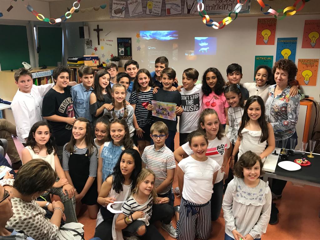 Gegabu's tweet photo. Gracies @5ePrimaria C per aquest portfoli tan treballat, que ens emociona i ens deixa veure la feinada que feu al llarg del curs. Sou molt grans! #orgullMDA https://t.co/tZwj6koq1T