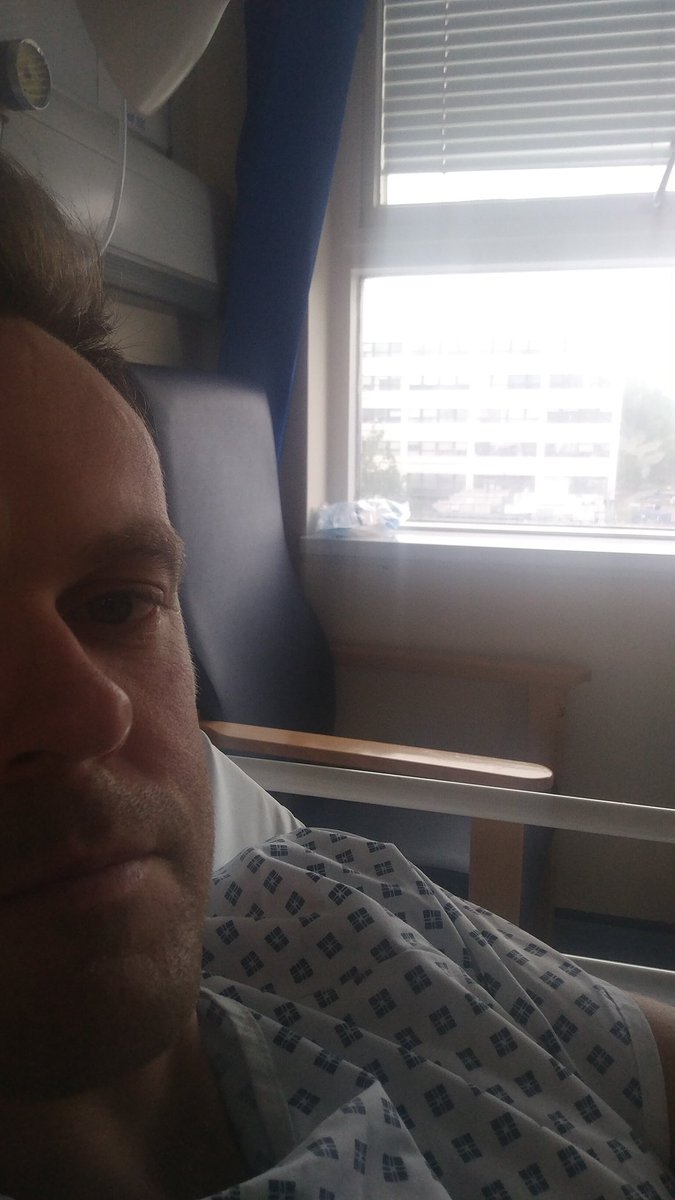 PadresUK's tweet photo. I have a window. ๐ #AppendixOUT https://t.co/yaskQzM1yu
