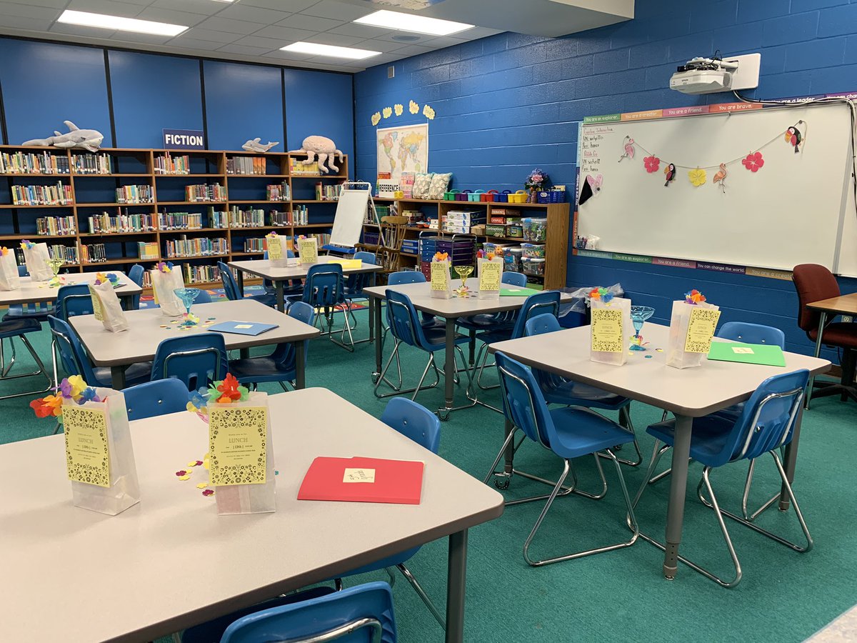 hillkri3's tweet photo. Set up and ready for a productive PD day tomorrow! Whoop! Whoop! https://t.co/DdnVLwh8c8