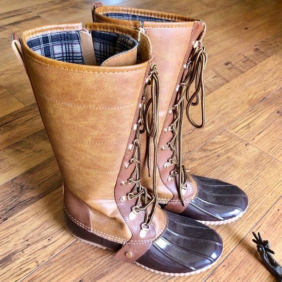 Tina89815504's tweet photo. So good I had to share! Check out all the items I'm loving on @Poshmarkapp from @BrianaWiller @WandaSm67834605 #poshmark #fashion #style #shopmycloset #chrming #victoriassecret #econnected: https://t.co/iCSwjxG4jt https://t.co/bXTS31Itvu