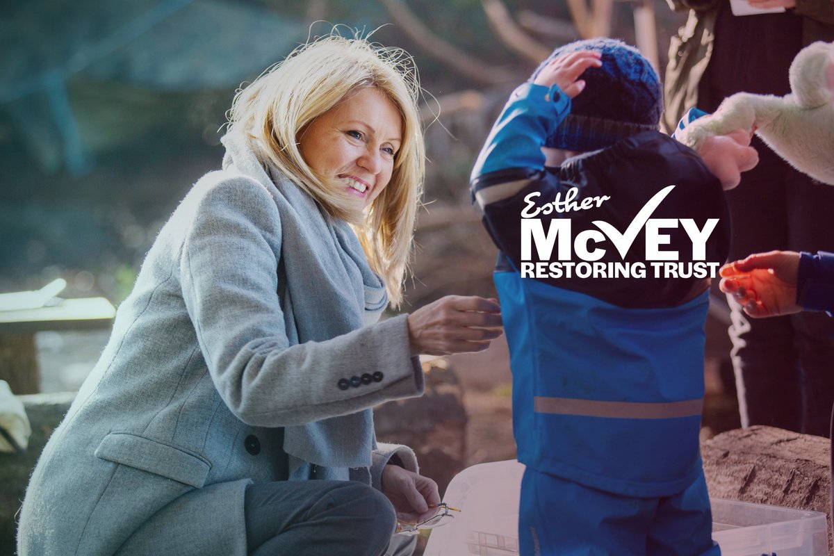 imwithesther's tweet photo. As leader @EstherMcVey1 will:

📉Cut foreign aid by £7bn📈

and use that money to:

👮‍Boost police with £3bn, helping keep our communities safe👮‍

👩‍🏫Boost schools with £4bn, helping give future generations the vital building blocks to social mobility 👨‍🏫

https://t.co/xrMSFm2DAv https://t.co/5oEgVYuuHQ