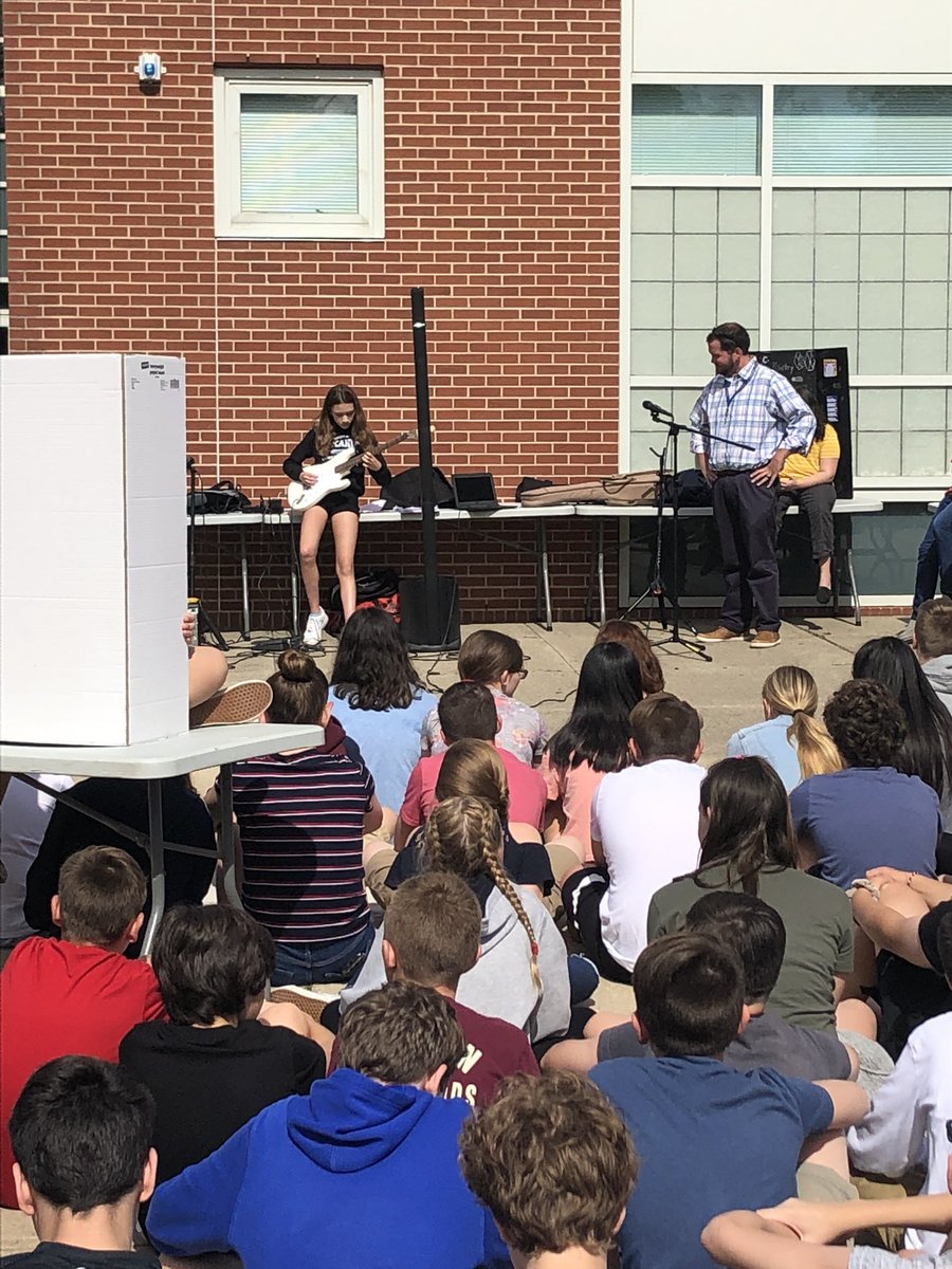 Poechella 2k19 was nothing short of a success! Great job to all the students, and hats off to the one and only Mr. SantaMaria! <a href="/MrSantaMaria9/">Robert Santa Maria</a> #MTPSpride #DolphinPride