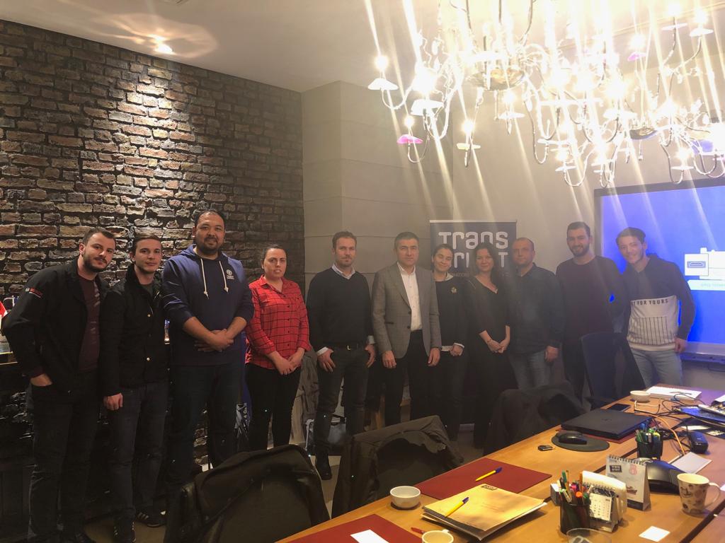 DuhaAviation's tweet photo. Tehlikeli Madde eğitimlerimizde Transorient ekibiyleydik..
#transorient #aviation #avgeeks #dgr #iatatraining https://t.co/NIZo4iqeTH