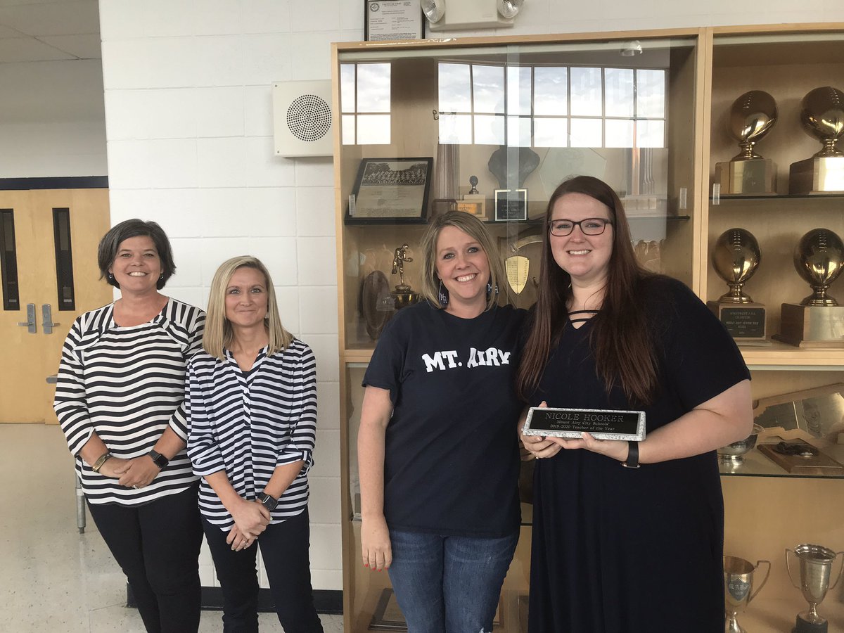 kkimor's tweet photo. Great celebration of @MACSchools today. District Teacher of the Year is Nicole Hooker. @MACSchools #macsawesome https://t.co/nXt3jzlJqz