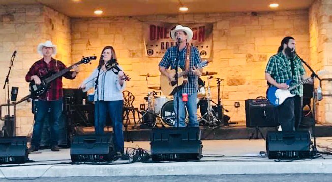 OneTonCountry's tweet photo. Friday night, The Long Branc Saloon in Round Rock, TX  show time 9pm https://t.co/idI3AHDsQi