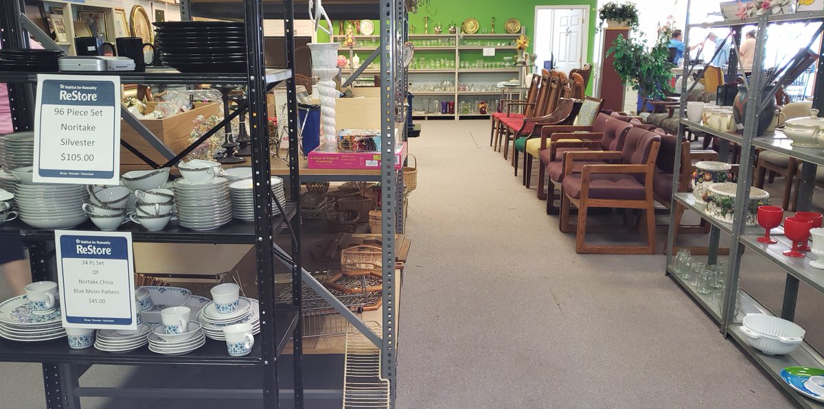 ReStoreTN's tweet photo. FLASH SALE!!! 75% off all home decor. Friday and Saturday, June 14 &amp; 15 only. https://t.co/R8heyn8rLO