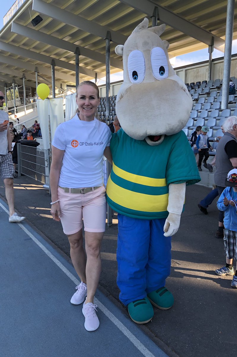 ArminenPeltonen's tweet photo. Hippokisoissa oli tunnelmaa 😁
Aurinkoisessa säässä mukana oli lähes 500 kisailijaa, mahtavaa ☀️
#hippokisat #OPEteläKarjala @OP_Ryhma #yleisurheilu #lastenriemua #upeitasuorituksia #iloollamukana https://t.co/yWW9mqQ0bZ