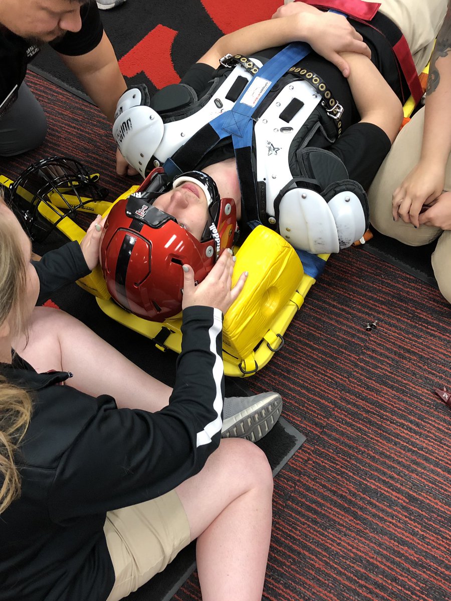 MikeyRamATC's tweet photo. This #TechMAT alum enjoyed teaching the MAT2s today. Spine Boarding, Helmet/Mask Removal, O2 Administration and Sickle Cell. Great partnership with @TTUSportsMed and @TTUHSC_SHP @DrGililland https://t.co/JmHi3B7jej