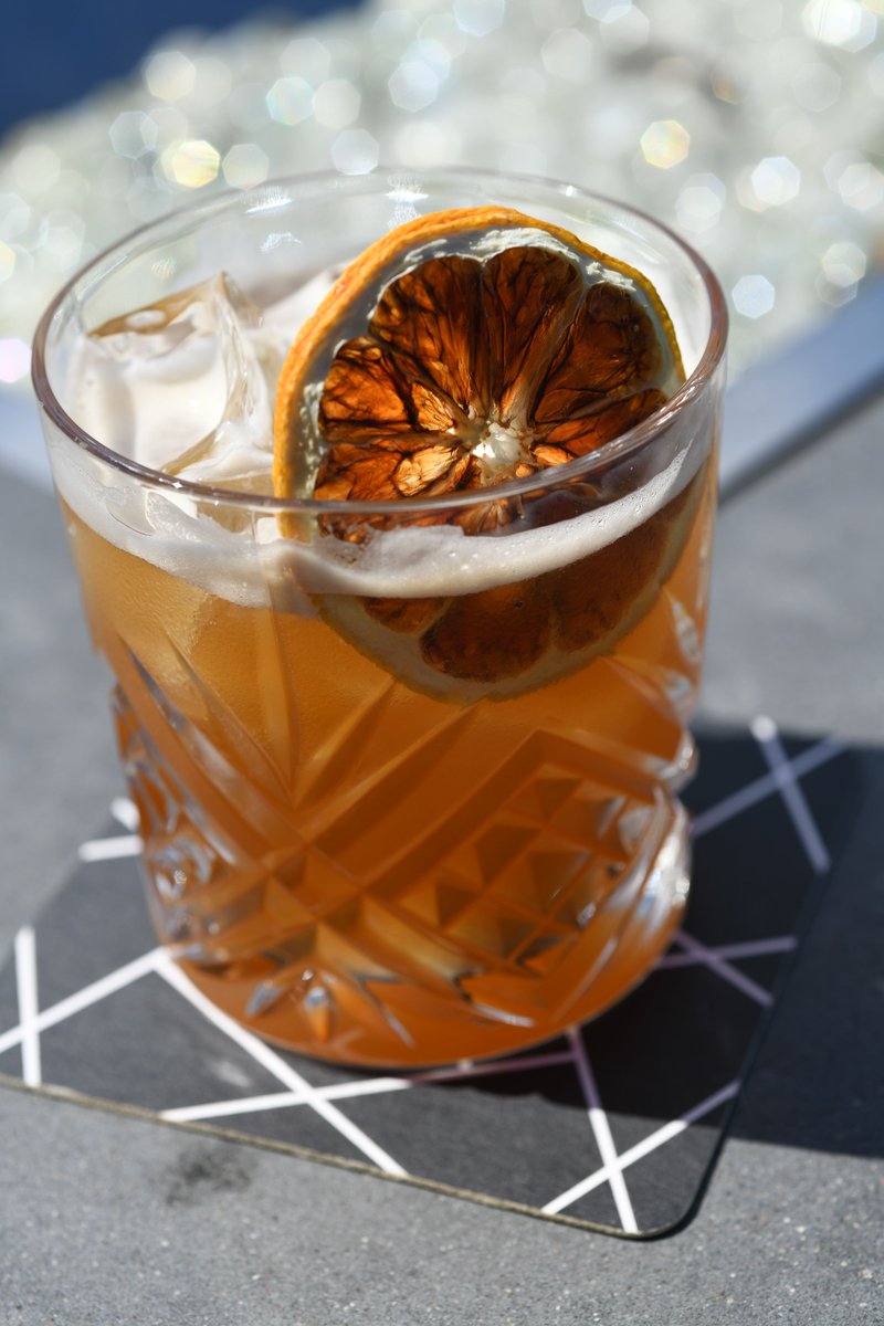 AssemblyPHL's tweet photo. Orange you looking forward to the warm weather, cool drinks and rooftop fun?! Stop by to enjoy all three! #cocktails #assemblyphl #drinksandviews https://t.co/jNokkhMVp3