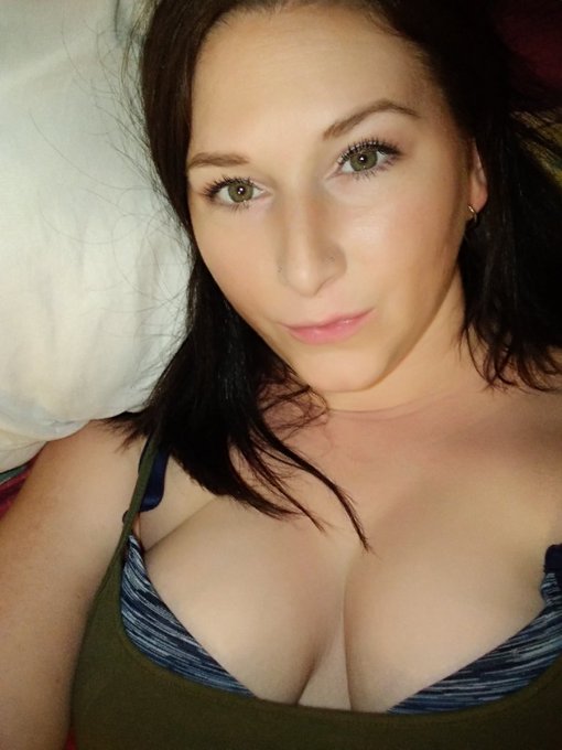 Can I go back to bed yet? #humpday https://t.co/Idx2qMf21c<a href="/tag/humpday"class="tags">#humpday</a>