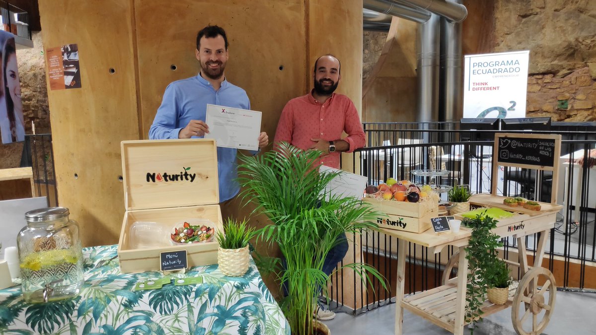 OviedoEmprende's tweet photo. El 3º Premio #ExplorerOviedo es para @naturity ¡Gran proyecto promovido por Sofía Alonso Mateos, Miguel Busto Zapico y Jorge Pita García! Enhorabuena por vuestra gran idea 
@exploreroviedo en @taluderia explorerbyx @emprendecise   @uniovi_info @aytoviedo https://t.co/Jp8krhEQ7f