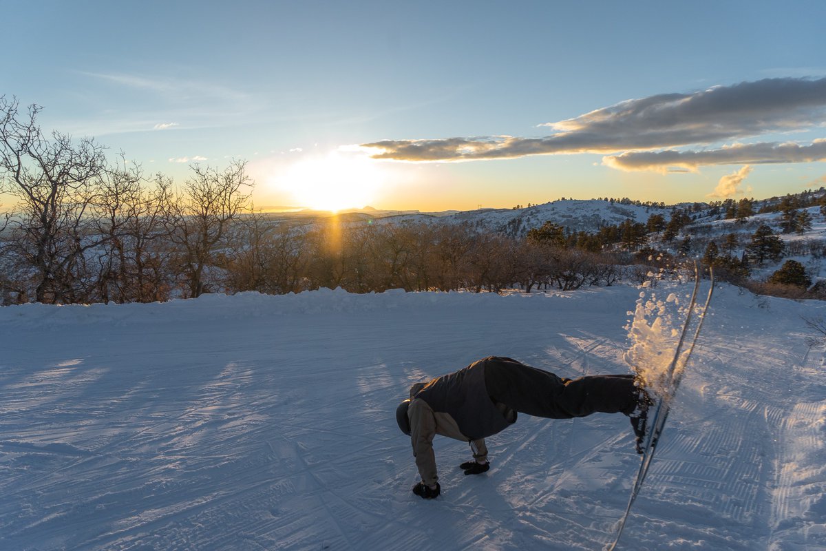 ski_hesperus's tweet photo. Got a funny caption for this photo? We'd love to hear! https://t.co/PhXAP0gM20