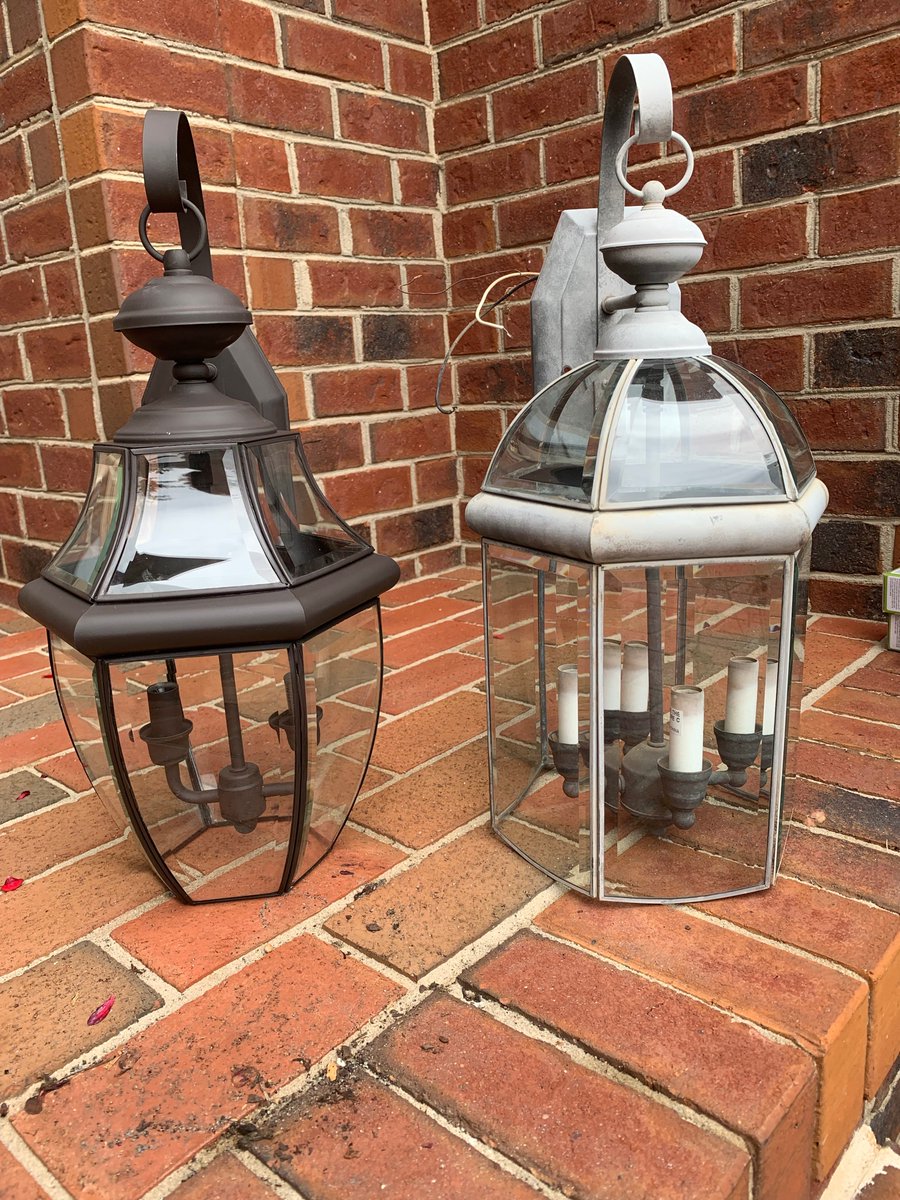 Butler_Lighting's tweet image. Just updated some 20+ year old lights! 
#LightingExperts #LightingIsWhatWeDo #LightItUp