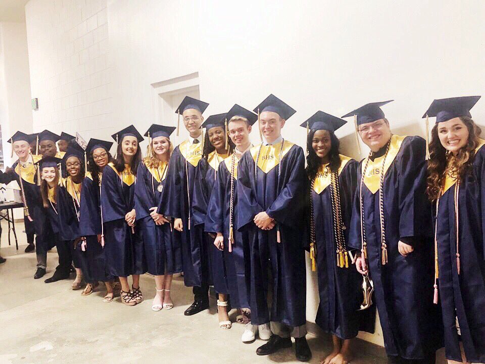kathryna528's tweet photo. Officially a graduate! 🎓🎈✨#classof2k19
So beyond thankful for these amazing people! Although it’s hard to close this chapter at BHS, I’m excited to start a new one at @UofSC @GamecockMusic! 😊🎼 https://t.co/m1A6c7rHeV