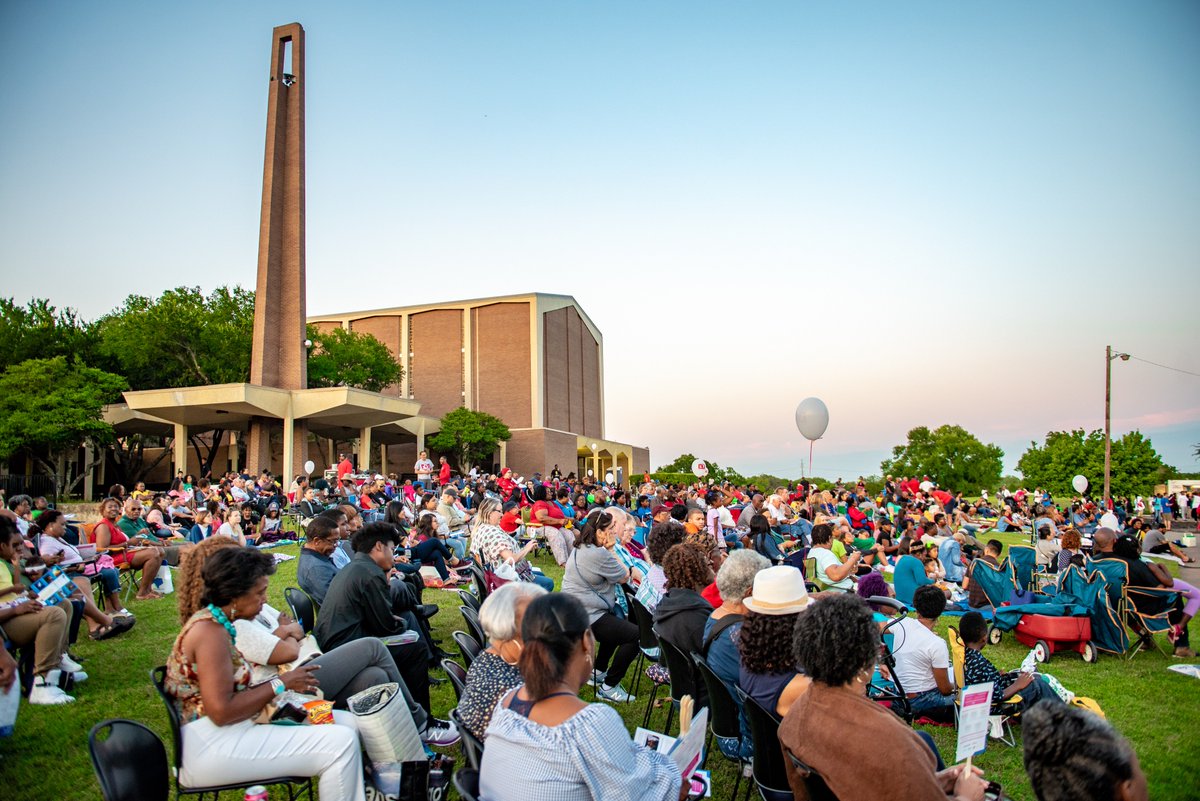 PaulQuinn1872's tweet image. Thank you, @DallasSymphony, @OfficialSkyeT, @SteelCityPops, @eatsoulgood, @TheEggStand & everyone else who helped make this tremendous event possible for our #Dallas community. #NationBuilding 2.0 #DFW #Music 🐯🎻