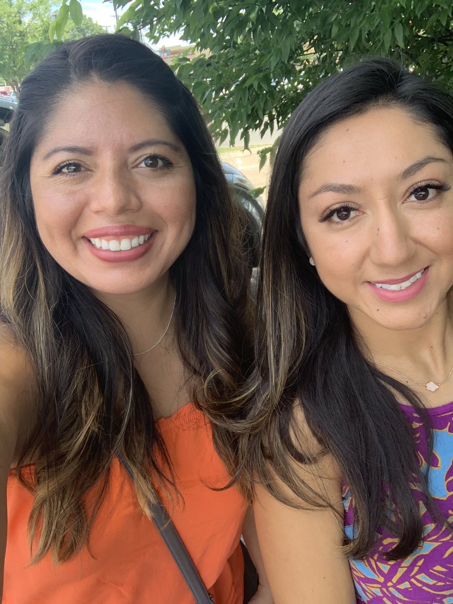 Jaleman_84's tweet photo. Met up with some DFW bilingual teachers today.  Next time we get together it will be to work and collaborate!  It was very nice meeting new people with the same goal in mind.  #vegaelem https://t.co/Hz9ORh04Tz