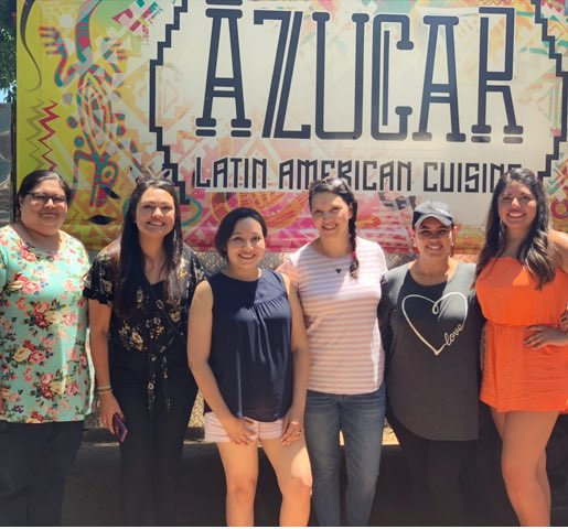 Jaleman_84's tweet photo. Met up with some DFW bilingual teachers today.  Next time we get together it will be to work and collaborate!  It was very nice meeting new people with the same goal in mind.  #vegaelem https://t.co/Hz9ORh04Tz