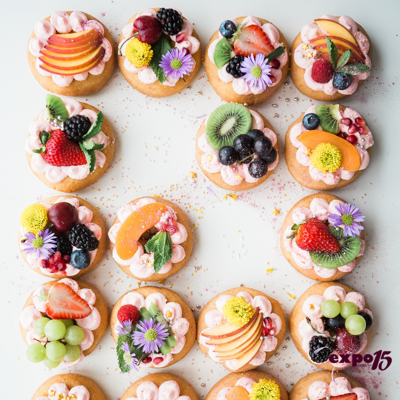 _Expo15's tweet photo. ¡DONAS! 🍩 Son una excelente opción para el postre de tu fiesta 🎉¡Hay opciones padrísimas que te encantarán!🤩(también a tus invitados🥳🤤 )
#donas #donuts #xvaños https://t.co/lUT7tFMTV6