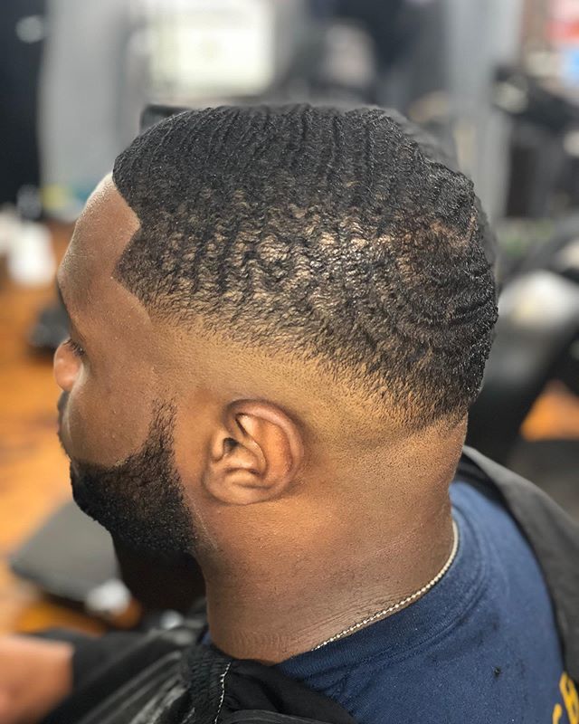 FararaTheArtist's tweet photo. Bald drop! 🔥💈🌍✈️ #barbers4lyf #lyfjourney #consistentandpersistent #southernnotstate #georgiasouthernbarber #georgiabarbers #masteringmycraft #gsu20 #gsu21 #gsu22 #gsu23 #soar #gsusoar #summersemester #gsueip #eip #photographer #richbarber #fararathe… https://t.co/IssVBiWvdR https://t.co/MAzd3iMixf