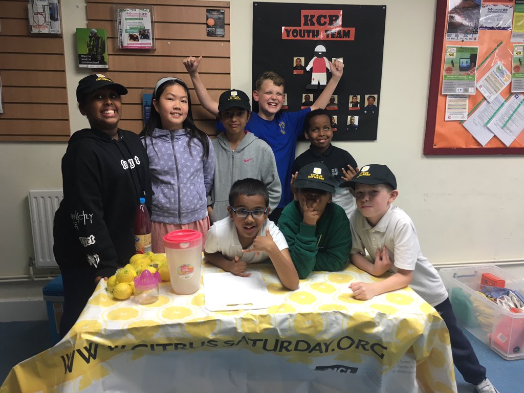 kcbna1's tweet photo. Made fresh hand squeezed lemonade today!Despite the weather they had a fun evening! Watch out for our #socialenterprise stall this summer @camdenmarketldn and various local festivals and events! #citrussaturday #entrepreneurs #children #youngpeople #camdentogetherproject #YCFSoF https://t.co/ijF8mkLbF6