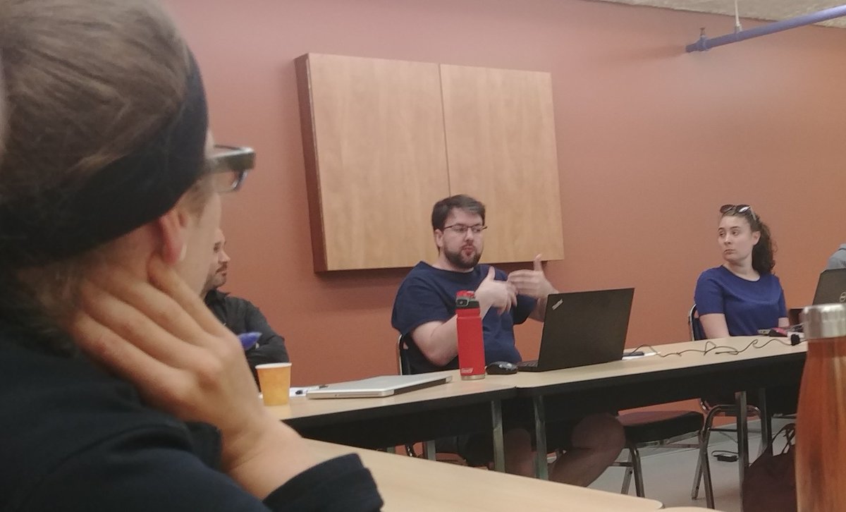 defistechnos's tweet photo. Nous analysons la dernière année de Défis technologiques avec les coordonnateurs de toutes les régions du Québec. Nos discussions enflammées serviront à préparer l’an prochain ! Nos équipes sont en feu ! 🔥  #futur #défitechnologique #montreal #ets #quebec #ingénieur https://t.co/aS61JFMkBz