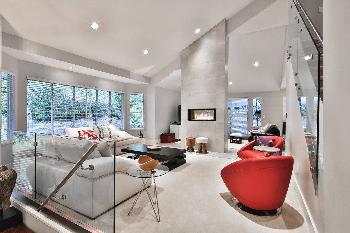 VancouverGC's tweet photo. Living room design is about reflecting one's true lifestyle, one places in the world. Living rooms should not be put together for show but to nourish one's well-being.

https://t.co/bsNrJE8DgR
Contact us for an in-house FREE consultation today! https://t.co/YIsdPZVPAT