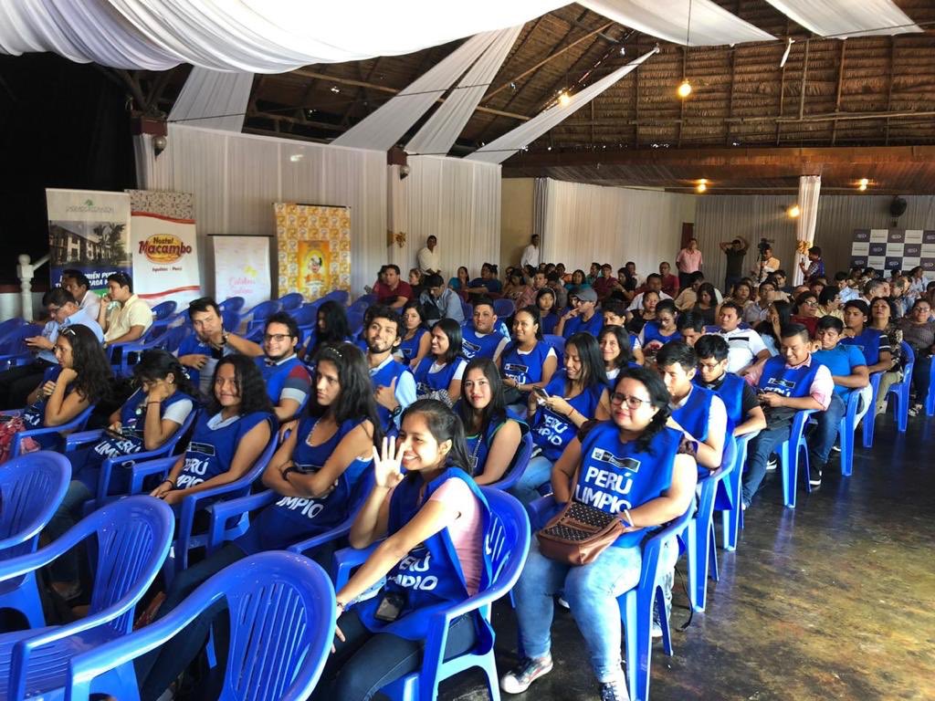 MinamPeru's tweet photo. ¡Nuestros promotores ambientales están listos para el festival de #SanJuan🐆!
✅ Por primera vez el Minam, a través de #PerúLimpio,  estará presente en las actividades de San Juan, educando y difundiendo el mensaje de #MenosPlásticoMásVida. ♻️
¡Todos juntos por un #SanJuanLimpio! https://t.co/8XHobuPljL