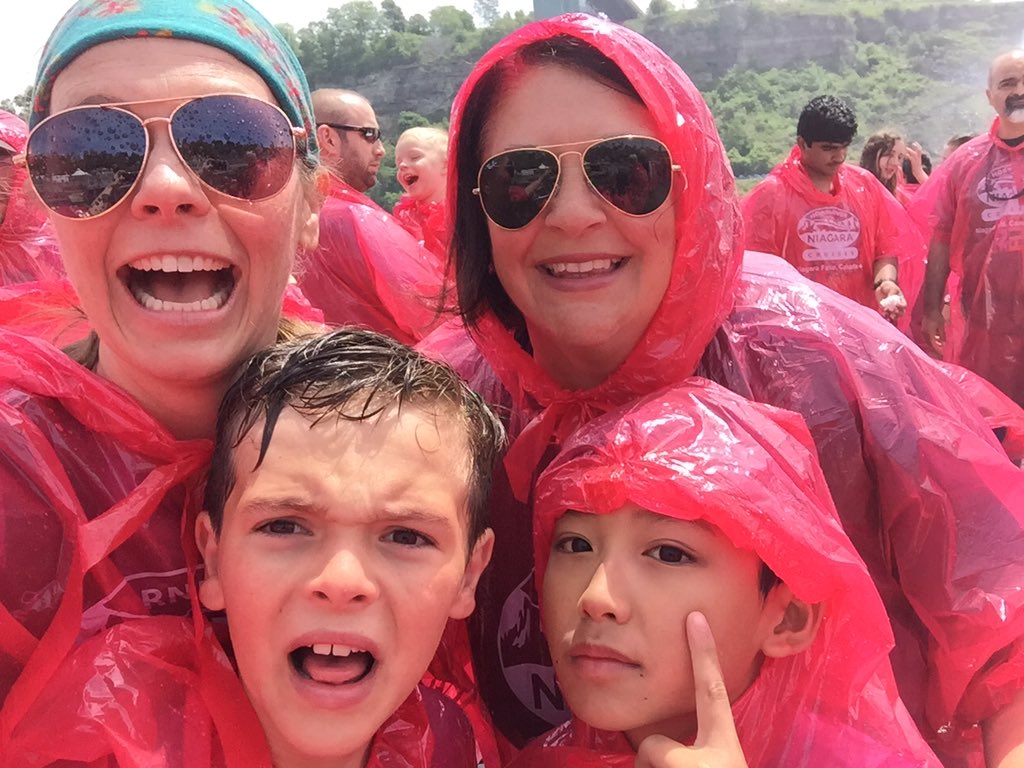 AlisonDupee's tweet photo. The “after”! We survived Niagara Falls!! #USMtakestoronto https://t.co/otBxzrkfN7