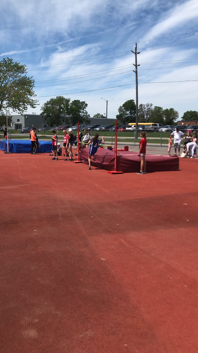 AHayes_class's tweet photo. District Track and Field final count.  7 first place ribbons, a second and 2 thirds!  Well done athletes!  So proud of the blue and white today! @SMESBelleville https://t.co/lvr3XYZBgh