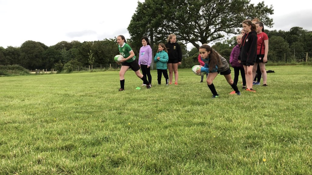 Diolch HÎWJ i <a href="/GllmRygbi/">GLLM Rygbi</a> am ddod draw ata ni heno! 

Beast o sesiwn medda’r genod! 💪🏼