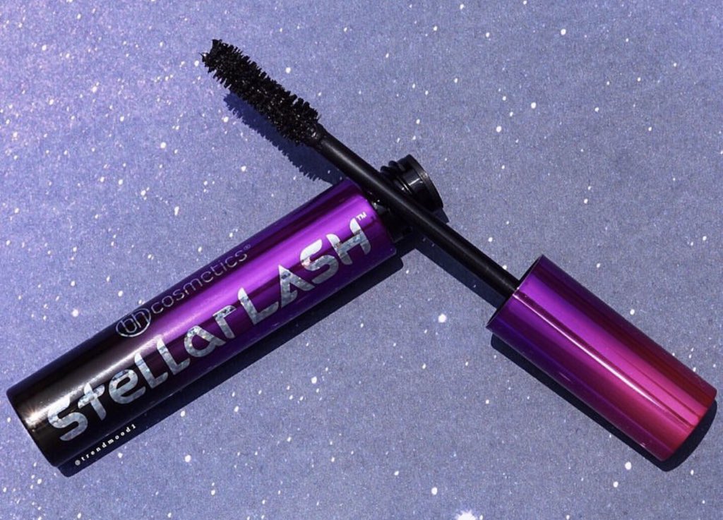 Trendmood's tweet photo. Available Now! 🚨LINK ➡️ https://t.co/FeJmyGxaGP online @bhcosmetics *use code: TRENDMOOD 10% Off Say hello to the NEW!! 💜🌌✨ Galaxy Addition… The #StellarCollection  includes: 
1. Stellar Lash #Mascara 🖤🌌
New formula $10 / Mini size $6
2. #EyeshadowPalette ✨🌌 $21 https://t.co/SBw1jXwBx7