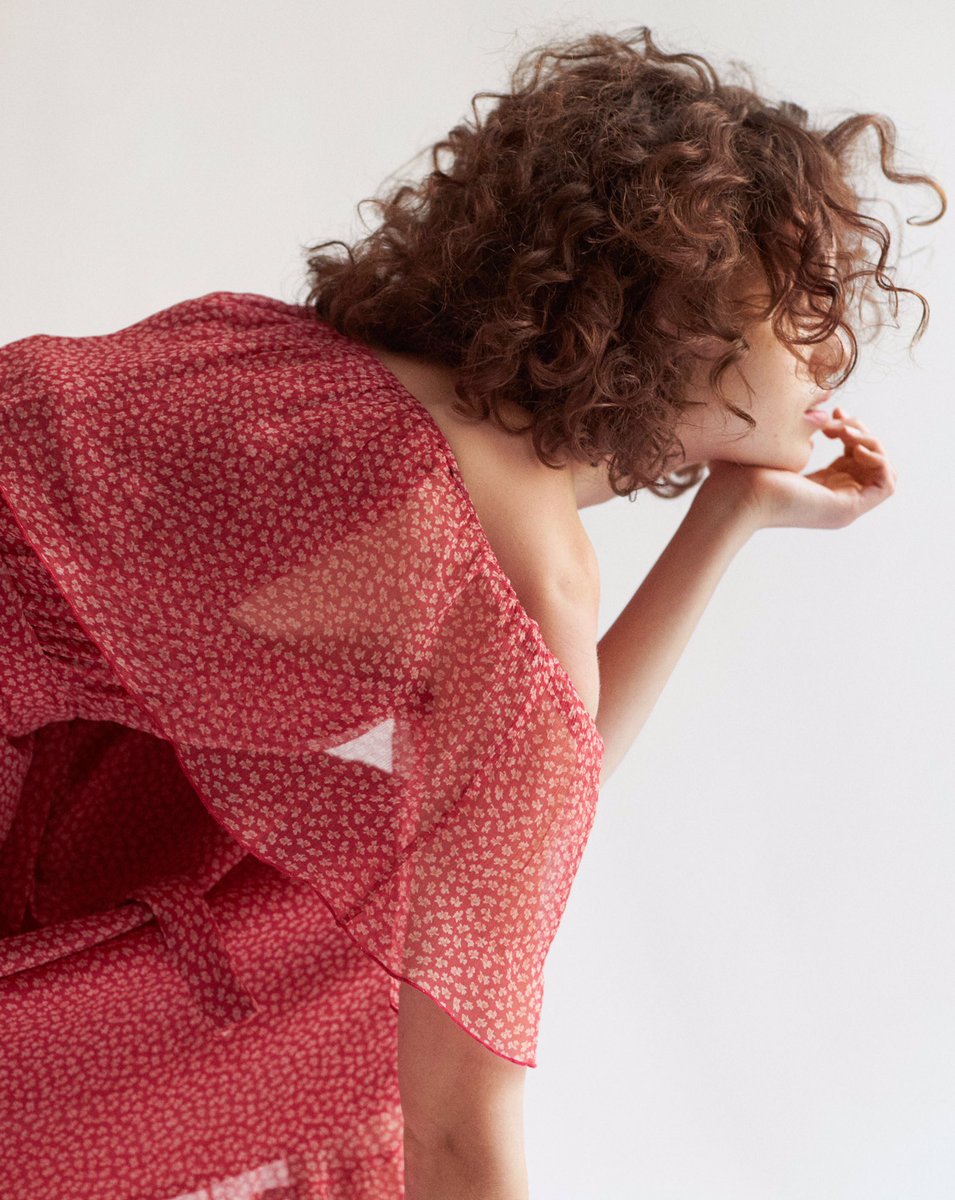 vbaudelaire's tweet photo. Enchantée de vous présenter Alma, Loulou et Paloma by Re See Atelier ❤️ Une capsule magnifique, Made in France, en Édition limitée.
#resee #reseeatelier #madeinfrance #limitededition #upcycling #sustainablefashion #70sinspiration #modernandvintage #inspiredbyyvessaintlaurent https://t.co/p3Ml86D4uo