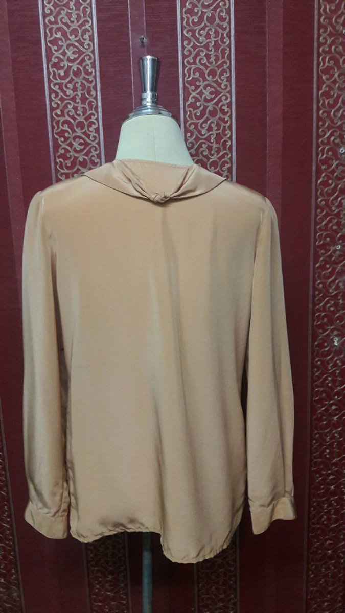 weenawan05's tweet image. เสื้อชีฟองแขนยาว คอปกสีส้มโอโรส รหัส C17
อก 19 นิ้ว 
ยาว  26 นิ้ว
แขน 22  นิ้ว
ราคา 100 บาท
สอบถามเพิ่มเติมได้ที่
IDLine : @maengposhop
Website ; maengposhop.com
Fb : facebook.com/maengposhop
Tel : 095-9269995 , 095-4466985