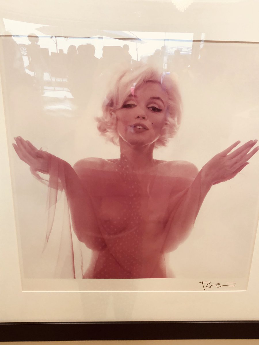 GloriaGarayua's tweet photo. Opening of Marilyn Monroe Photo Exhibit was so fun! Sexy and talented lady! @LrmPublicity
#RogerNeal #exhibition #sale #EdwardsLowellGallery #93rdbirthday #unretouched #MarilynMonroe #lrmpublicity https://t.co/pdjUafFZVL