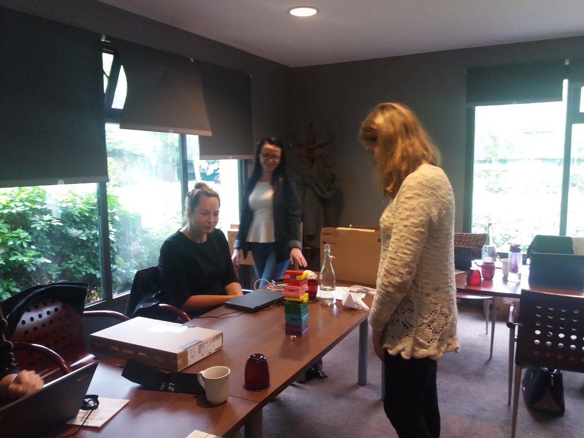 DeanaDevine1's tweet photo. Great HT L3 session problem solving, team working #howdoyousolveaproblem  JENGA @jamiecanter26 @NataliaKonopac2 @Dovile85466216 https://t.co/8QANMmI5jV