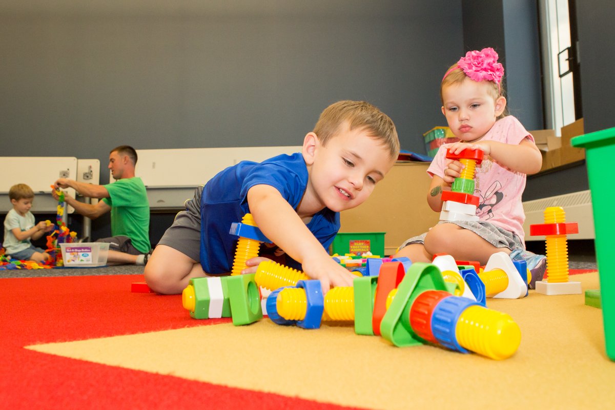 YorkLibraries's tweet image. Did you know that preschooler children playing with blocks🏗️ build a lot more than just towers? #YCL families build STEM skills through block play in our #weebuild program.👁️👏🏼 bit.ly/2BwoOcC