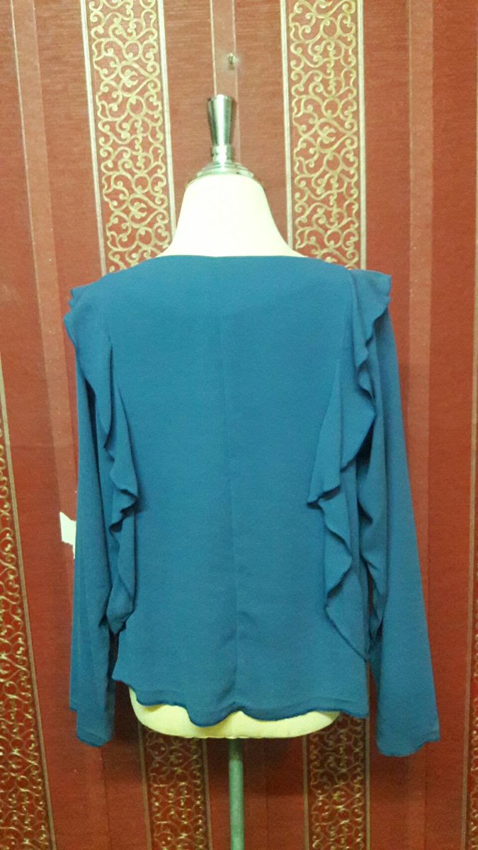 weenawan05's tweet image. เสื้อชีฟองแขนยาว คอกลมสีน้ำเงินแต่งระบายข้างขอบเสื้อหน้าหลัง รหัส C18
อก 19 นิ้ว 
ยาว  21 นิ้ว
แขน 22  นิ้ว
ราคา 100 บาท
สอบถามเพิ่มเติมได้ที่
IDLine : @maengposhop
Website ; maengposhop.com
Fb : facebook.com/maengposhop
Tel : 095-9269995 , 095-4466985