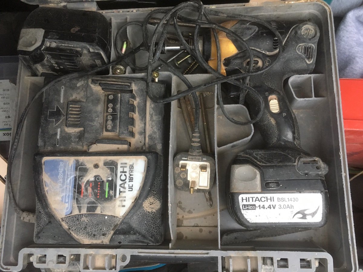 ElectricalHome's tweet photo. @TradesTalk @HiKOKIUK @phpi @PB_mag @proelectrician @toolfair @Elexshow Still doing the job! https://t.co/1eaYW7SuPm