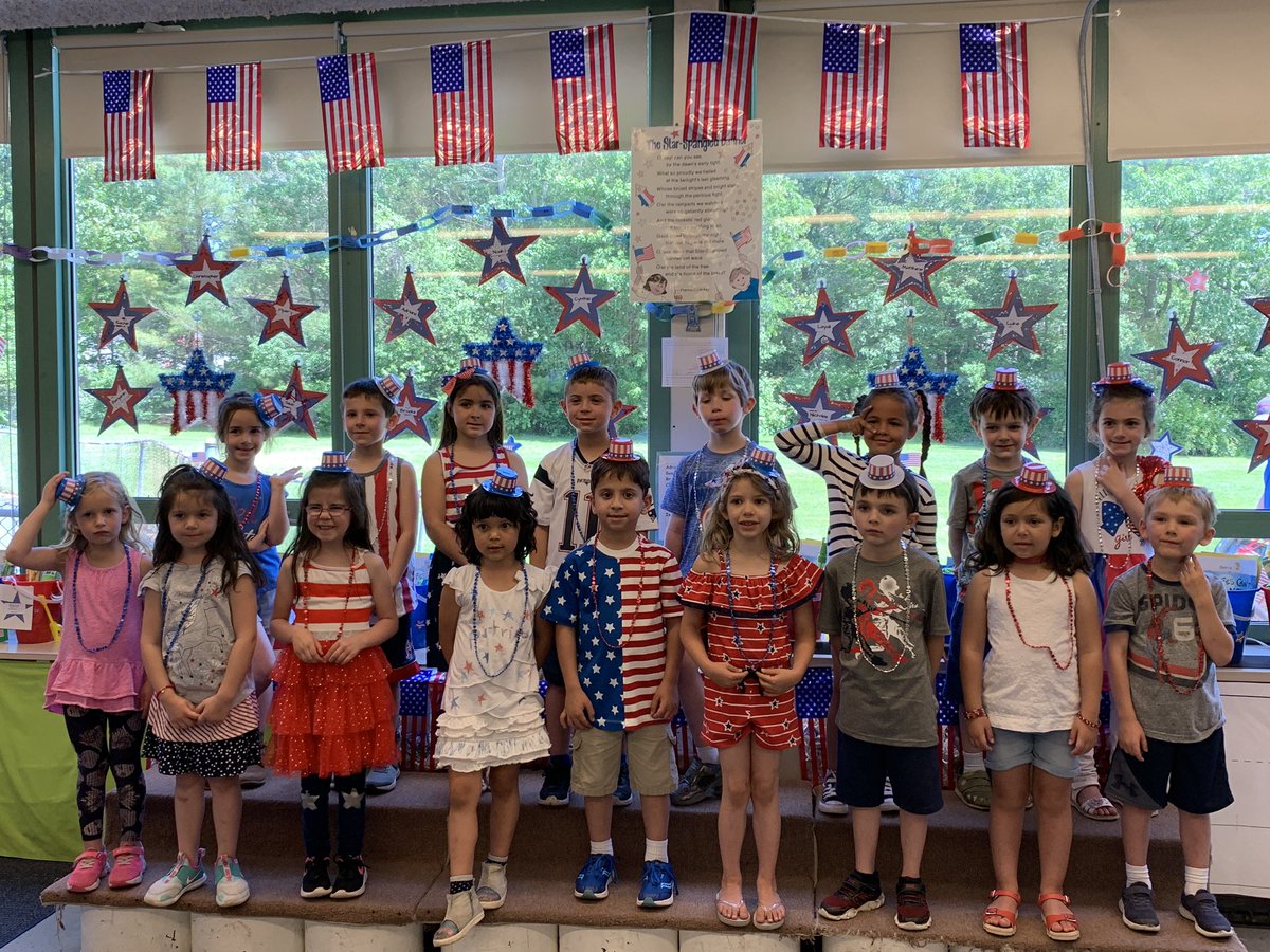 MrsParnellsKSs's tweet photo. We had an awesome end of the year Family Gathering! Thank you families for joining us today! 🇺🇸❤️https://t.co/JjV6lZT95N #bpschat https://t.co/hjalGlknGb