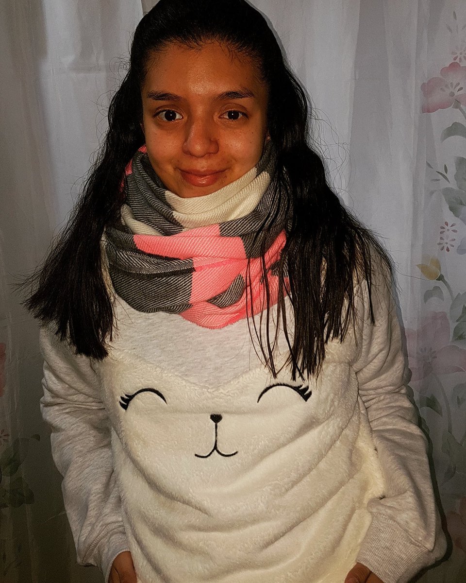 Caro_Onti's tweet photo. "Sonreír, eres, y siempre serás mi más bonita casualidad." ❤ https://t.co/6coP02uisj