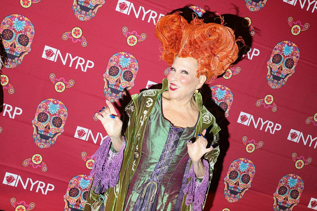 SecondNexus's tweet photo. PHOTO: Bette Midler Tweets Fake 'Hocus Pocus' Photo of Herself, Kathy Griffin, and Stormy Daniels as Sanderson Sisters - ... https://t.co/bzxribcYJX