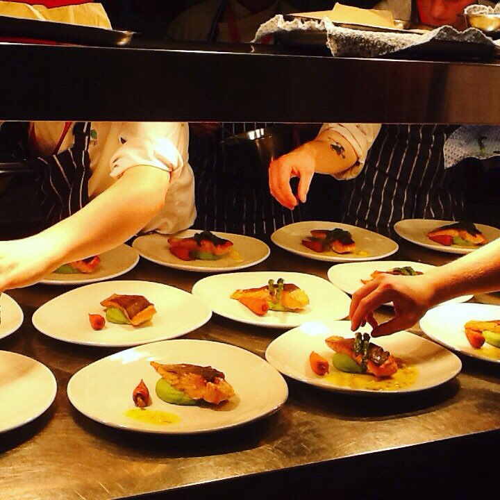 KendalDining's tweet photo. #wednesdaynightservice #talesfromthepass #lastservice #kendalcollege #kendalculinary #level3supervisor @kendalcollege @kendalculinary https://t.co/FZH9JfVPqd